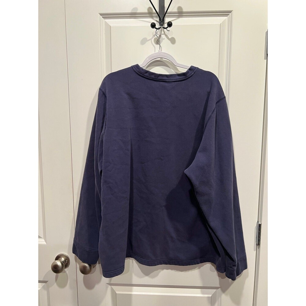 Under - Picture 4 of 4